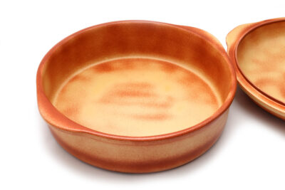 Cimplet – tradicionalna glinena posuda za pečenje s poklopcem