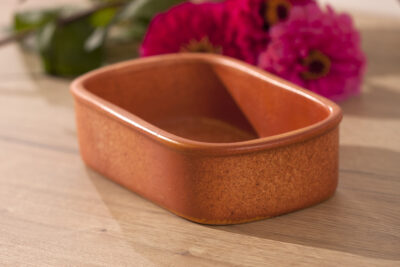 Lazanjera – glinena posuda za pečenje i serviranje, pravokutna